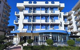 Hotel Ideal